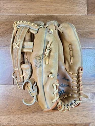 WILSON A9810 Leather Softball Glove 13