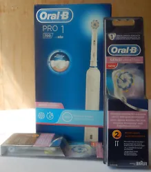 Cette brosse à dents éclectique est proposée ici avec des brossettes pour gencives sensibles, mais elle est bien sur...