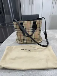 Burberry Haymarket Check Tote Bag in size small. This bag is crafted out of the classic Haymarket check coated canvas...