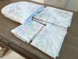 New NO IRON Vintage Performance by Springs Percale Floral Double Bed Sheet Set. Open box. Never used.