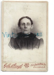 Vignette image. Columbus, Ohio. Antique Cabinet Card Photo. Non IDd image of Woman with Glasses. Estate item, sold as...