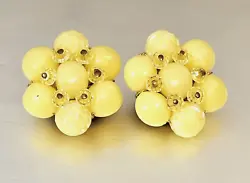This is a Beautiful Pair of Lemony Yellow, Plastic Beaded Earrings w/ Smooth & Sugared Beads as well as Plastic Crystal...