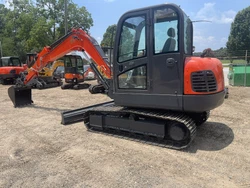 6 Ton Excavator, Yanmar Engine, Doosan Pump, Tilt Blade, Hydraulic Thumb. 4TNV98C Yanmar engine Optional Rubber Track...
