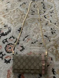 Gucci GG Supreme Long Wallet Belt Design PVC Leather Beige Crossbody Chain. Outside has a few spots as seen in pics....