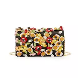 GOLD-TONED HARDWARE: This handbag uses gold-toned hardware that includes a removable crossbody chain strap and zipper...
