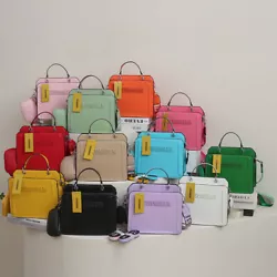 Material high-quality PU leather handbag shoulder bag; Stylish and durable. Shoulder strap 130cm. Size 24 19 12cm...