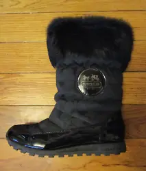Item Details : - These are a pair of Coach boots. The top of the boot is lined with soft fur. They are about 12