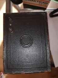 appareil photo argentique ancien Type BoxTrés ancien ( avant Guerre) Boite en metal gainée de cuir