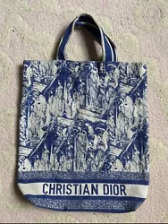 Christian Dior Blue & Cream Jacquard Tote Bag Cruise 2022 - VIP RARE. Christian Dior Runway VIP Tote. Dior Blue & Cream...