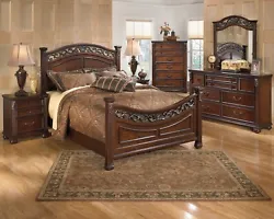 If you love the look of traditional design, then the Leahlyn chest of drawers may be the one for you. B526-54/ Queen...