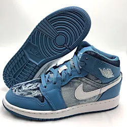 Nike Air Jordan 1 Mid (GS). Color : Blue / White. We always DOUBLE-BOX to protect the shoebox.