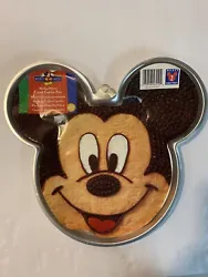 Wilton Mickey Mouse Giant Cookie Pan - Very Good Condition.