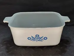The iconic blue floral design adds a touch of retro elegance to any kitchen. Dont miss out on this classic Corning Ware...