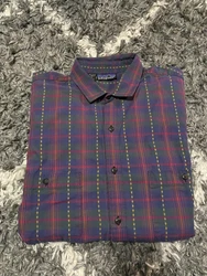 Vintage PATAGONIA Plaid Western Flannel Button Down Shirt MENS Sz Large. Some wear along the cuffs as show in photos....