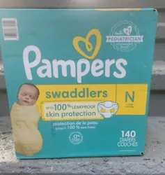 This enormous pack of Pampers Swaddlers diapers is a must-have for any new parent. With 140 disposable diapers, its...