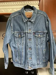 Vintage USA Levis Trucker Jacket size Large. Worn only a few times. Excellent, like new condition.