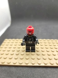 LEGO Red Skull Dark Brown Belt Super Heroes 76017 Minifigure.