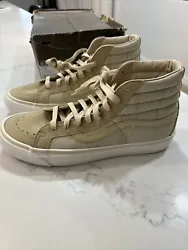 Vans OG Sk8-Hi LX Undefeated New Men’s 10. Condition is New with box. Shipped with USPS Priority Mail.