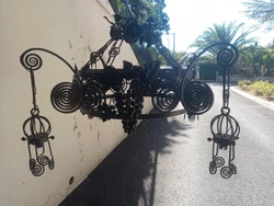 Gros lustre à 8 lumières art déco pour verrerie Muller Degué Daum.