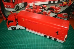 SCUDERIA FERRARI TRUCK 1/24. LEGO RACERS. de rechange. + planche de stikers complète NEUVE.