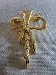 Gold Tone Bow Brooch With Dangling Ribbons. Unique piece. No obvious markings.