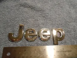 JEEP HOOD LIFTGATE EMBLEM fits MANY MODELS AND YEARS. THIS IS A USED EMBLEM AND WAS PREVIOUSLY INSTALLED ON A VEHICLE....