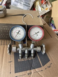 Robinair Freon A/C Gauges Vintage R-22 R-12 R-502.