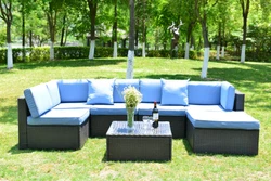 Modern and stylish design fits perfectly with any outdoor décor. Mix rattan with blue cushions,a beautiful landscape...