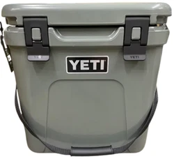 Compatible with yeti Tie-Down kit for easy transportation on boats, truck beds, or trailers. Heftyhauler handle is...