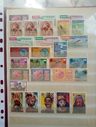 Timbre Afrique Guinée Neuf luxe. Service de livraison : Lettre Suivie