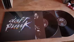Daft Punk – Discovery. Vocals – Daft Punk. Vous achetez ce que vous voyez sur les photos. Quasi Neuf Disque et...