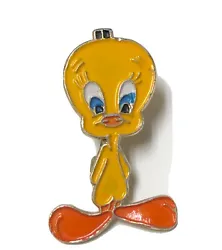 Tweety Bird. Pin brooch type clasp. with brooch type clasp. He has a bend in his left foot.