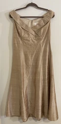 Watters&Watters Vintage Bridesmaid Dress in Rose Gold Womens Size 12Made in USA. Vintage.~15” pit-to-pit~40” dress...