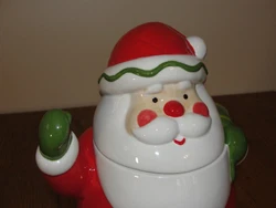 Santa Ceramic Jar Cookie Candy Snack Centerpiece Decoration Collectible 11.5