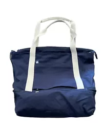 You will receive a brand new canvas tote. Free shipping to the continental USA only.