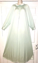 Buttons 4 in front for easy over head dressings….