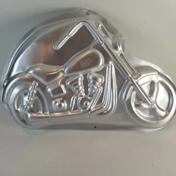 Wilton Harley Davidson Motorcycle Birthday Party Cake Pan Mold 2105-2025.