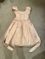Great for flower girl or Easter / spring photos or a spring wedding. Dress is poofy but not stretchy with back zipper...