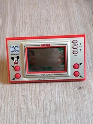 Nintendo Game Watch. Fonctionne parfaitement  Vendu en létat comme sur les photos de lannonce en ligne sur notre...
