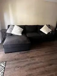**LOCAL PICKUP ONLY** Sectional Sofa with Chaise L-Shaped Sofa. Condition is Used. Shipped with USPS Ground Advantage.