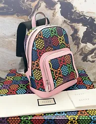 New authentic Gucci GG psychedelic multicolor supreme monogram backpack. This stylish backpack is crafted of Gucci GG...