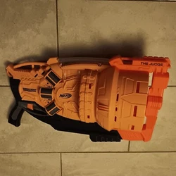 In excellent gently used condition . Tested and working. Gun only as pictured