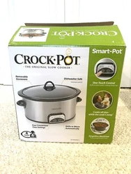 This stylish slow cooker with flat digital panel uses programmable cook settings on HIGH with 4 or 6 hour selections...