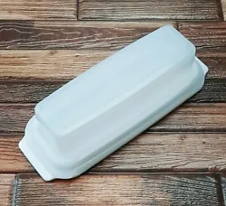More than just butter: Use for storing and serving cheese, pâté, cream cheese & more! This butter dish consists of a...