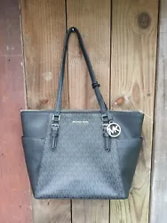 MICHAEL KORS- Charlotte Large Top Zip Tote- BLACK. Condition is Pre-owned. Shipped with USPS Ground Advantage.