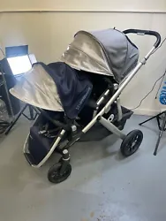 This 2018/19 UPPAbaby Vista Double stroller is perfect for your growing family needs! Gently used with all parts...