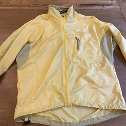 Patagonia Womens Yellow Full Zip Long Sleeve Windbreaker Jacket Large Soft Shell. ****Several (4) light small spots on...