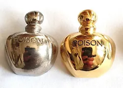 2 Pins pin bijou Christian DIOR Poison doré + argenté bon état taille 2,8 x 2 cms.