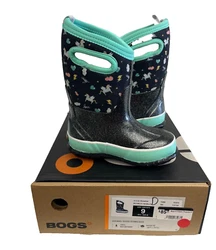 Bogs K Classic Pegasus 9. Kids Winter Boots. Size: Kids 9 US See Size Chart in Photos. 100% Waterproof. 7mm Neo-Tech...
