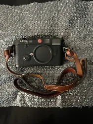 Leica M6 ttl 0.72 Body With 35/2 Summicron 7 Elements Lens. No problems in using Metering works wellThere are some...